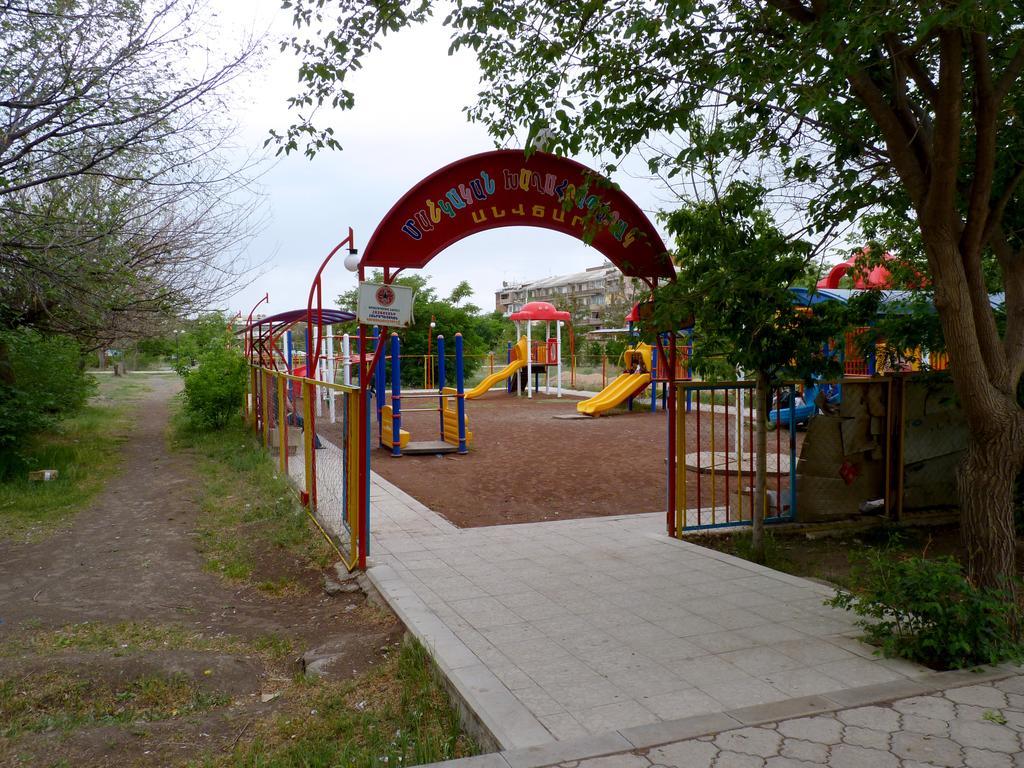 Top Apartments - Yerevan Centre エクステリア 写真