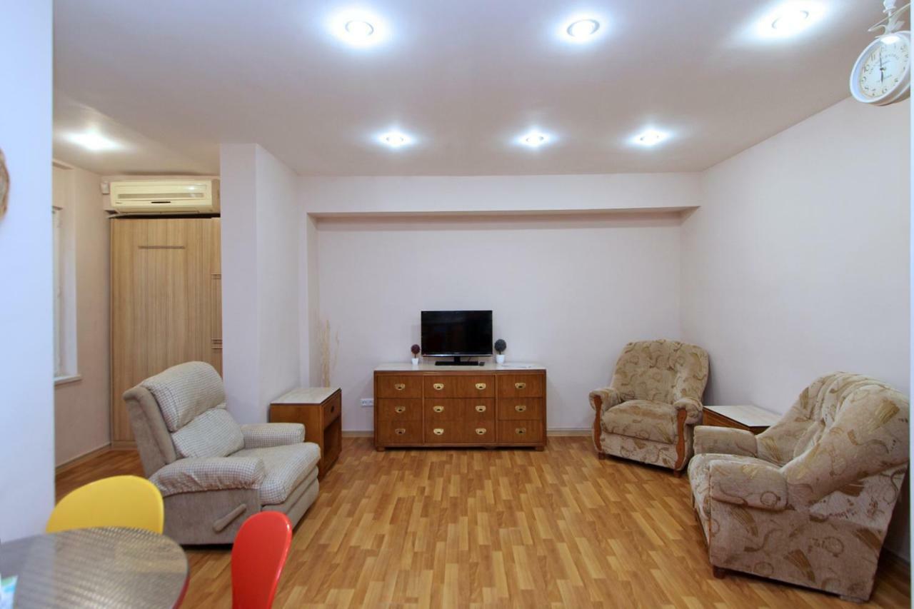Top Apartments - Yerevan Centre エクステリア 写真