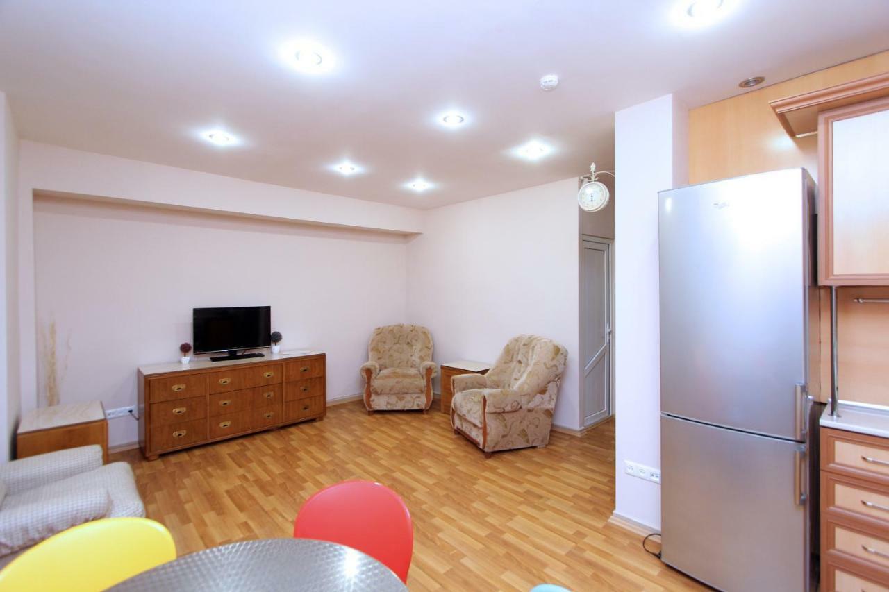 Top Apartments - Yerevan Centre エクステリア 写真